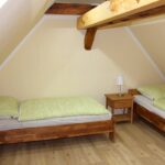 Obergeschoss: Schlafzimmer mit Einzelbetten